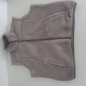 Womens Free Country size XXL faux fur vest.